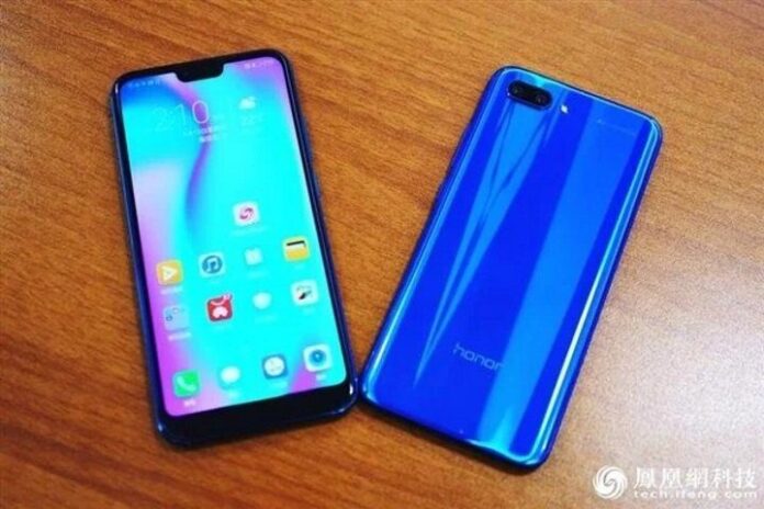 Так выглядел Honor 10