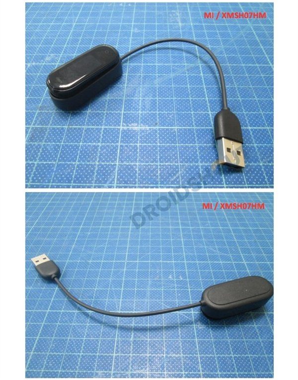 Xiaomi Mi Band 4 и зарядное устройство