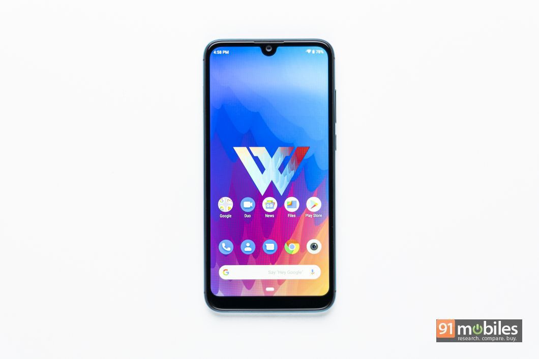 LG W30