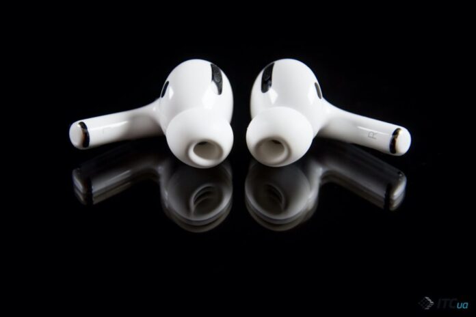 Качественная подделка AirPods Pro за 100 долларов