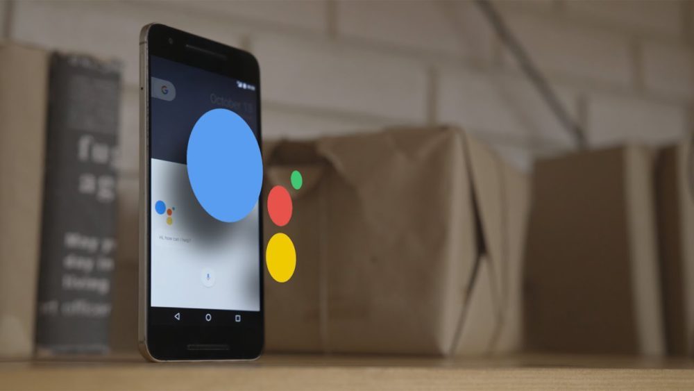 Google Assistant читает последние новости командой-Hey Google, play me the news