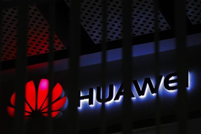 Huawei все еще под санкциями