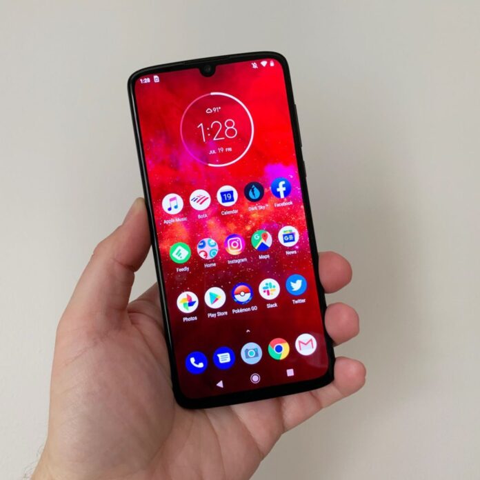 Motorola всерьез нацелилась на флагманский сегмент рынка