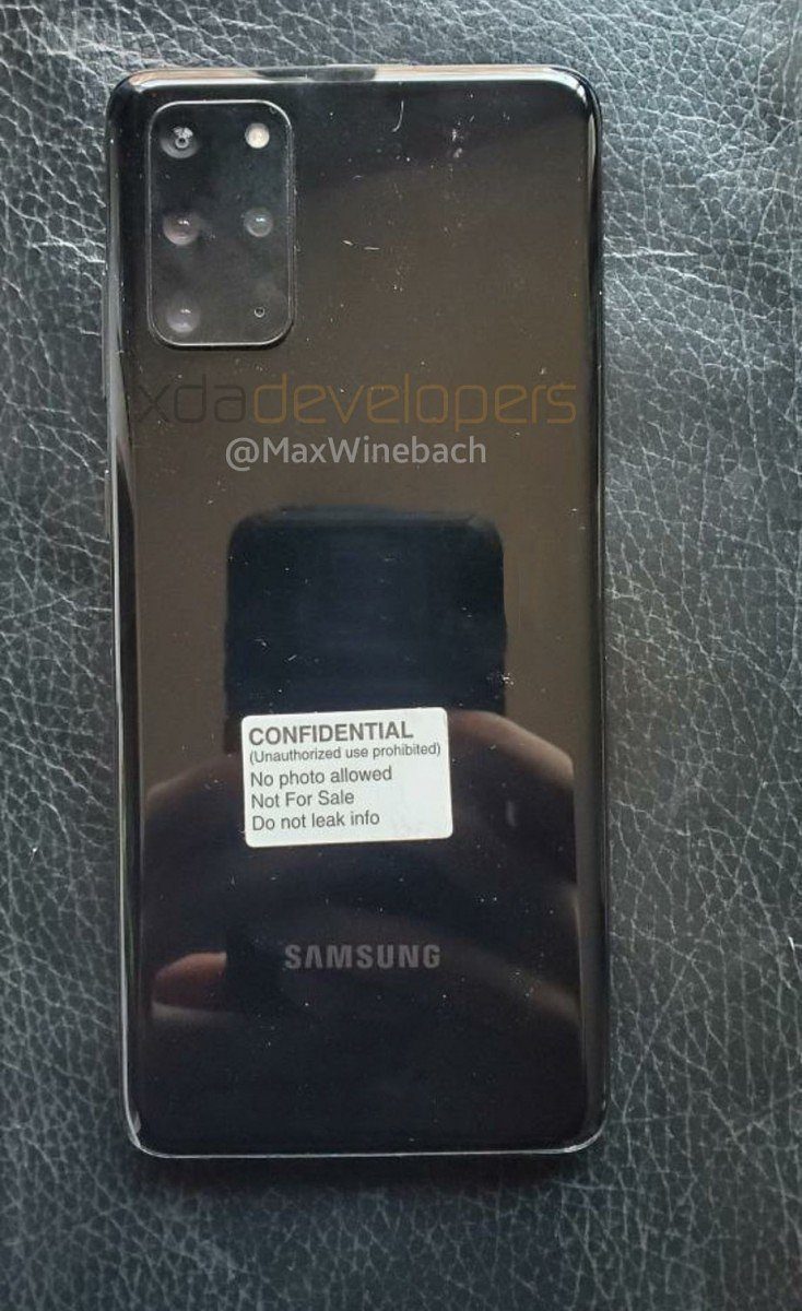 Реальный образец Galaxy S20+ показали на «живых» фото