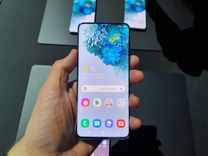 лучший в мире экран у Galaxy S20 Ultra
