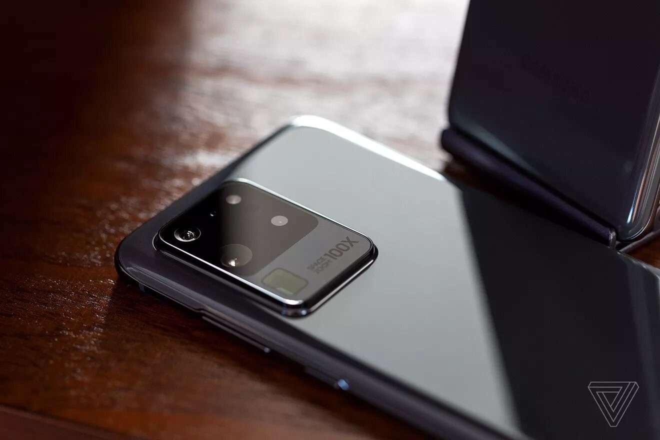 Представили серию Samsung Galaxy-S20
