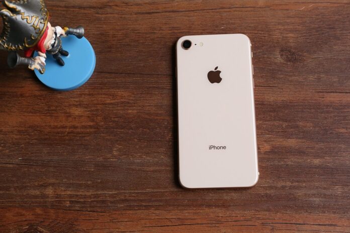 iPhone 8