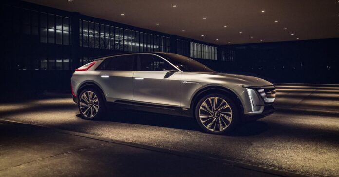 Первый электрокроссовер Cadillac будет дешевле аналогов от Tesla, Audi и Jaguar