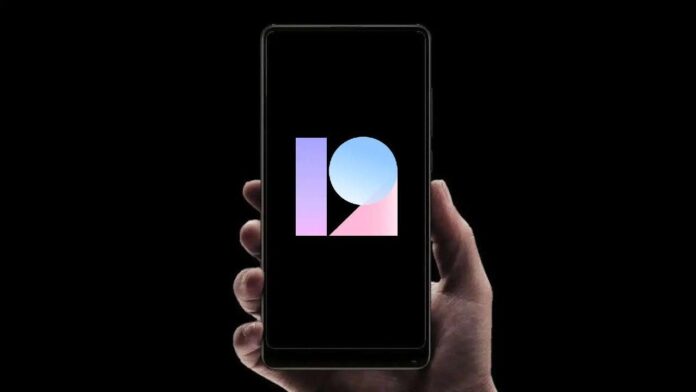 MIUI 12 начала «залетать» на старые модели смартфонов Xiaomi и Redmi