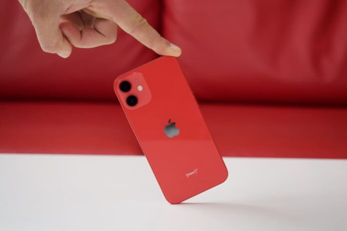 Исследование: iPhone 12 mini разочаровал геймеров