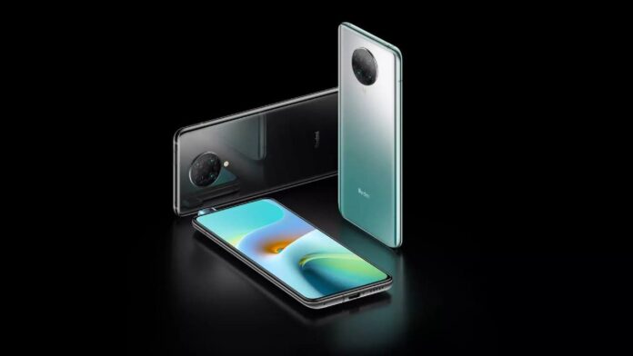 Директора Xiaomi и Redmi поспорили о том, кто первым выпустит серийный смартфон с новейшим процессором