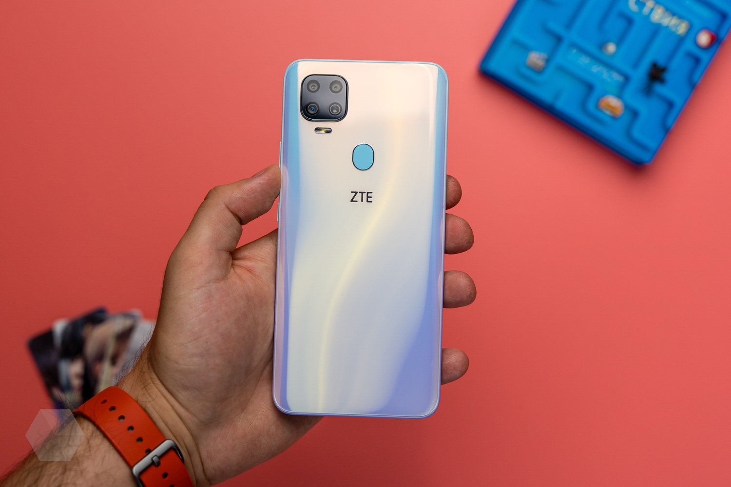 Восемь лучших смартфонов 2020 года бюджетного и среднего класса - ZTE Blade V2020