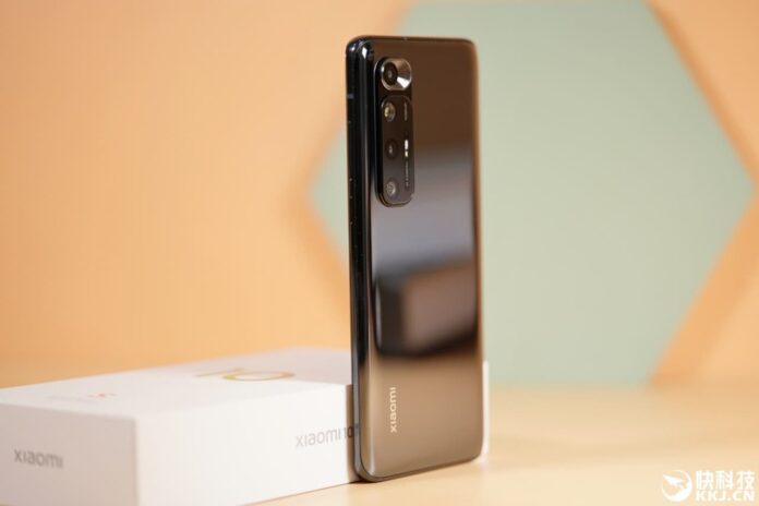 Новый Xiaomi Mi 10S готов к поставкам в Европу
