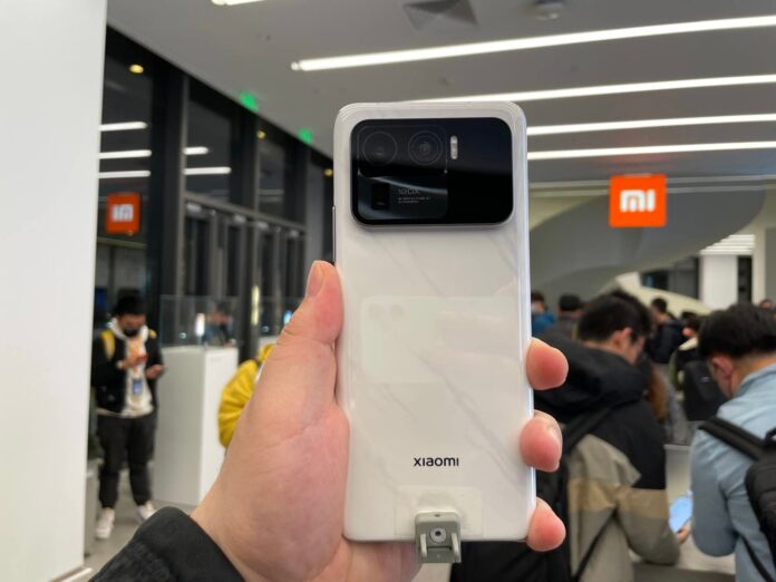 Все первые покупатели Xiaomi Mi 11 Ultra получат TWS-наушники Mi Air 2s