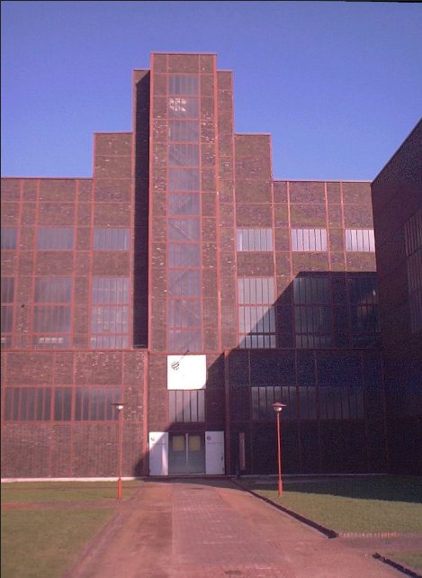 Музей дизайна Red Dot в котельной угольной шахты Zollverein
