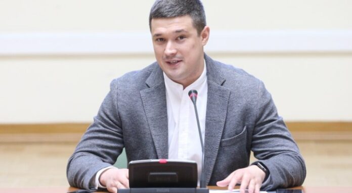 Министр цифровой трансформации расскахал о сроках введения онлайн голосования