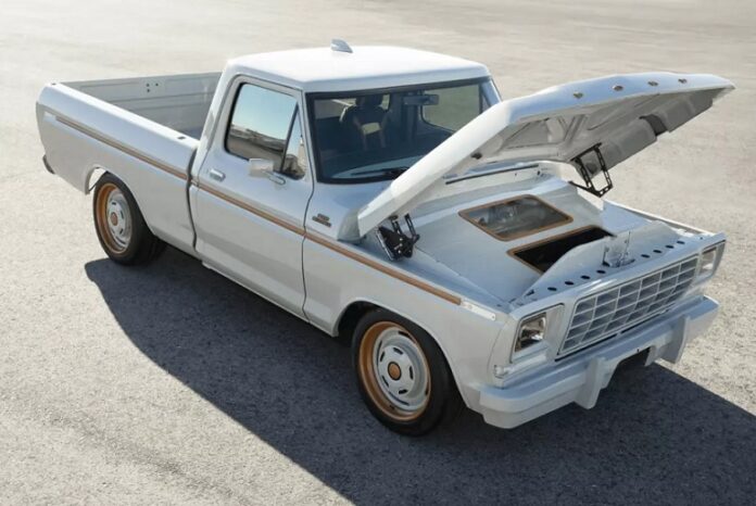 Ford F-100