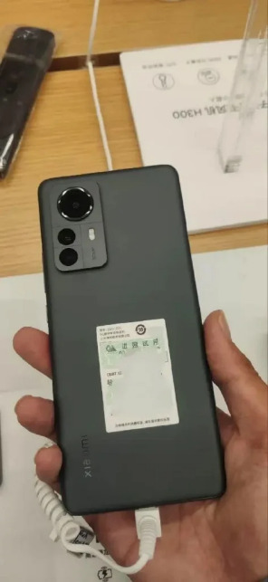 Сравнение Xiaomi 12 Pro и Xiaomi 11 Pro
