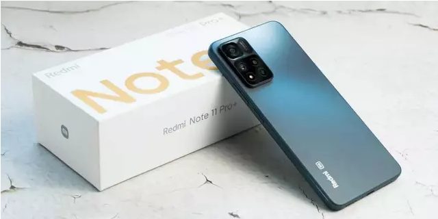 ТОП-5 новых телефонов Android со съемной памятью