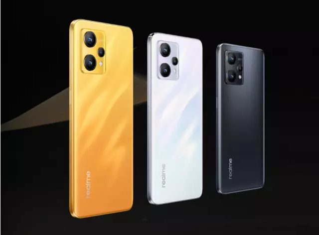 ТОП-5 новых телефонов Android со съемной памятью