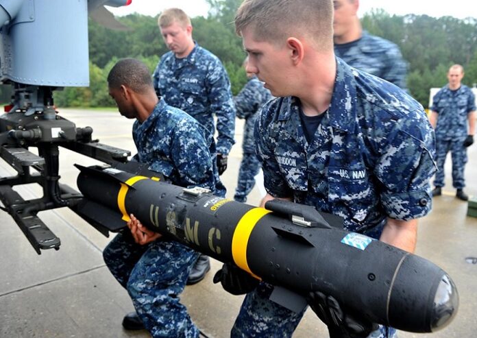 Американская противотанковая управляемая ракета AGM-114 Hellfire