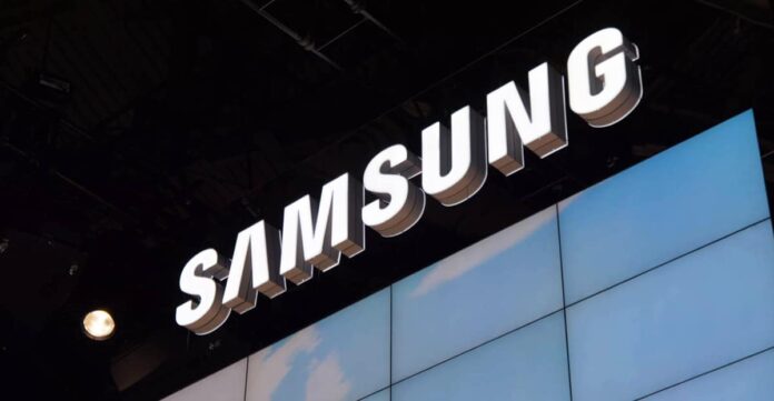 Samsung планирует в 2023 году сократить поставки смартфонов на 13%