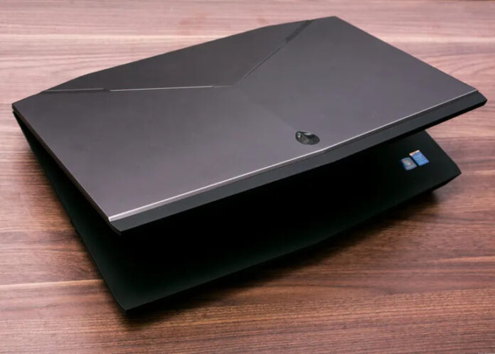 Названы сроки и место презентации игрового ноутбука Alienware с 18-дюймовым экраном