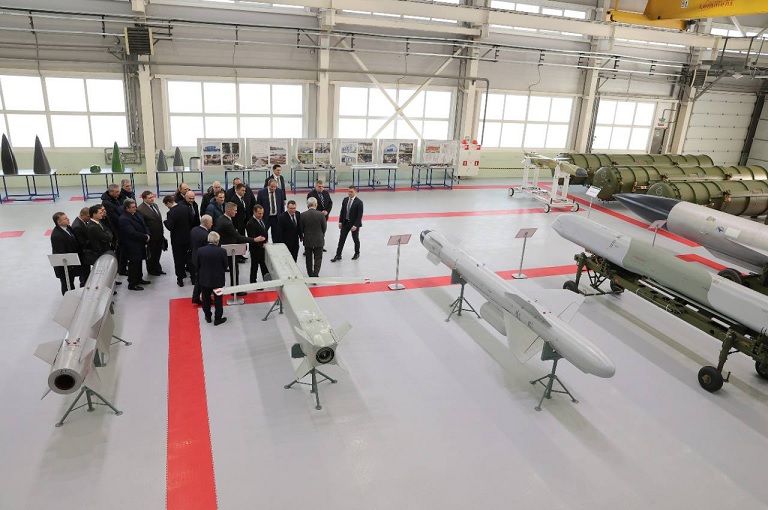 Крылатая ракета Х-50 превзойдет американскую AGM-158 от Lockheed Martin