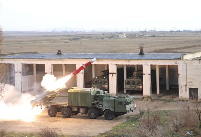 Эксперты объяснили, способна ли ракета Х-35У долетить до Киева