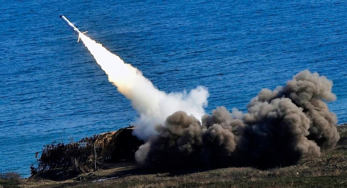 Експерти пояснили, чи здатна ракета Х-35У долетіти до Києва