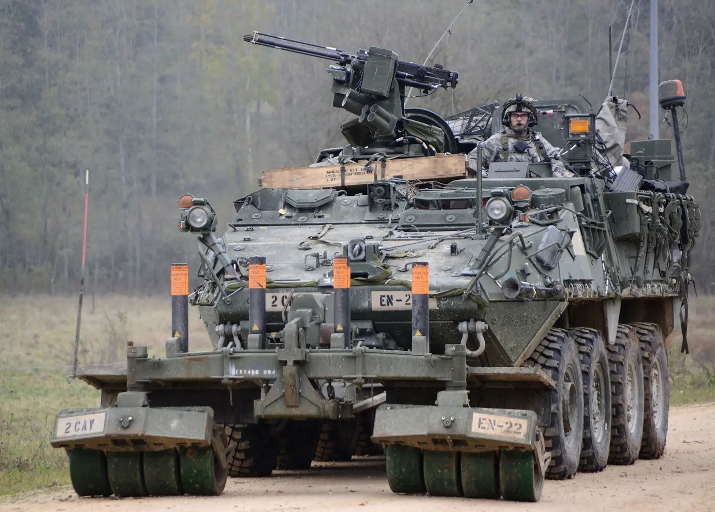 ЗСУ отримають нові Stryker і Bradley натомість втрачених у бою
