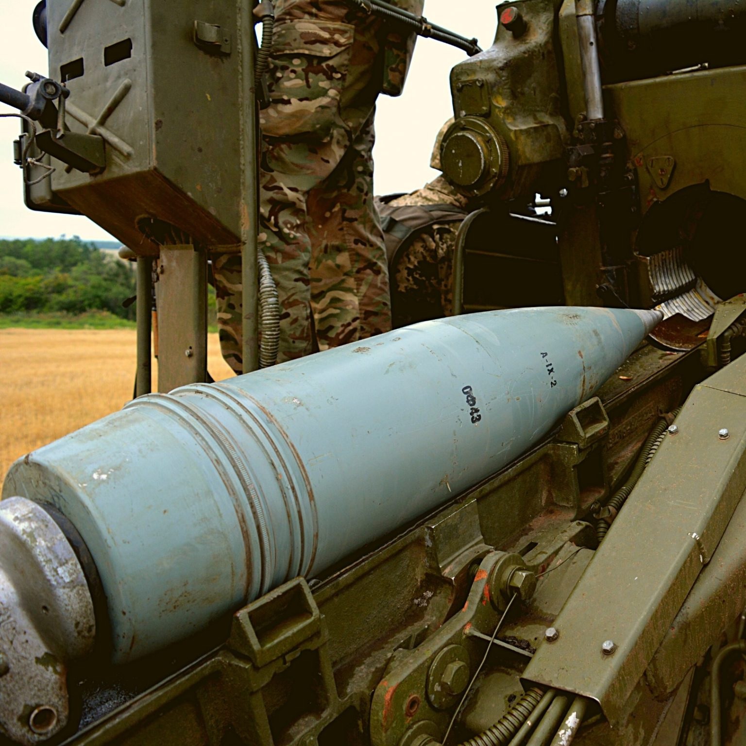 Українські розрахунки 2С7 "Піон" отримали американські снаряди M106