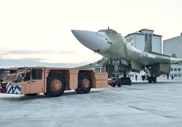 Спутник показал, почему Ту-160 редко используется для обстрелов Украины