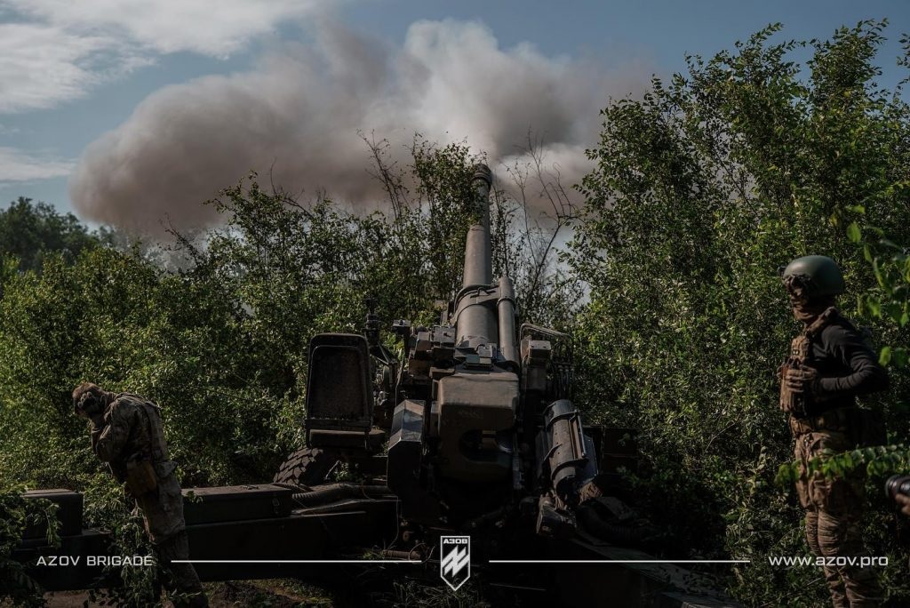 Бійці ЗСУ показали бойове застосування французької гаубиці TRF1