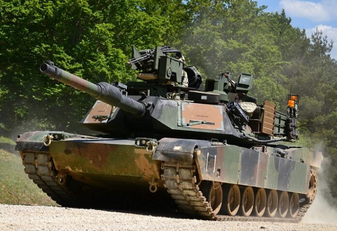 Украинский танкист показал изнутри обучение на Abrams M1A1