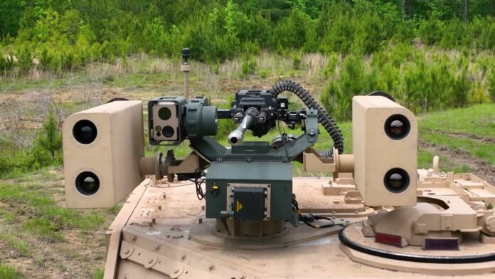 EOS Defense Systems представила боевой модуль с ракетами Stinger, M230LF и Javelin