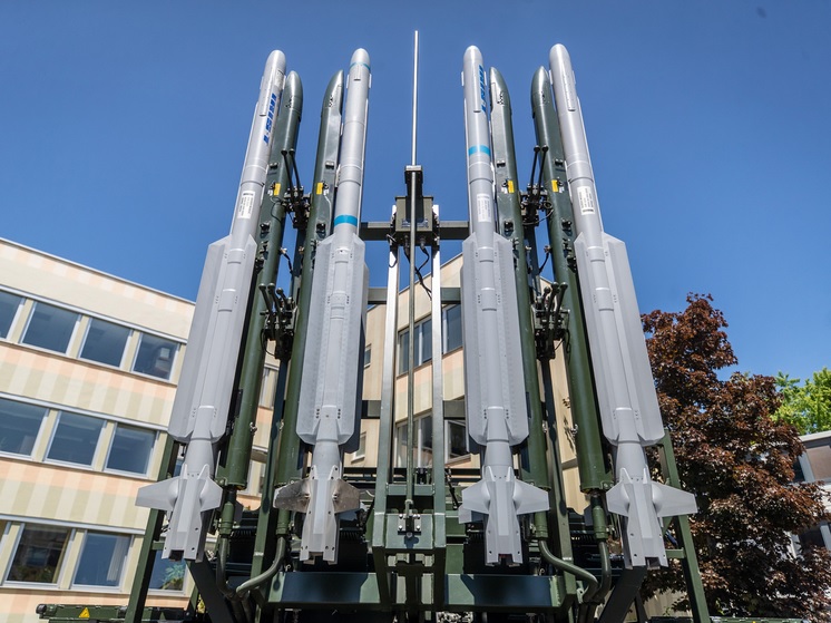 Названа стоимость немецкого мобильного комплекса IRIS-T SLS