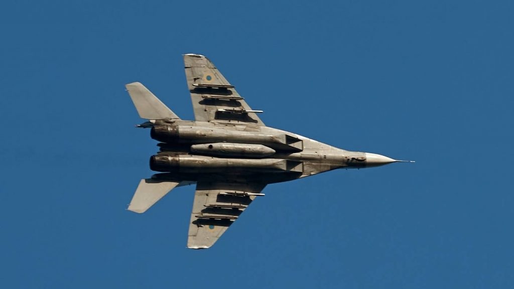 ЗСУ покзаали високоточну бомбу JADAM-ED на підвісі Су-27