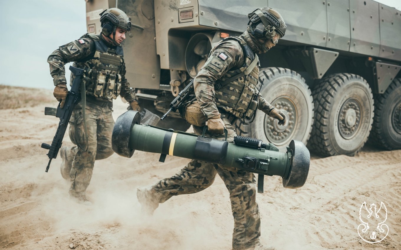 Польща почне виробляти ПТРК Javelin на додачу до Spike-LR