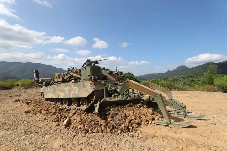 ЗСУ отримають південнокорейські танки K600 Rhino