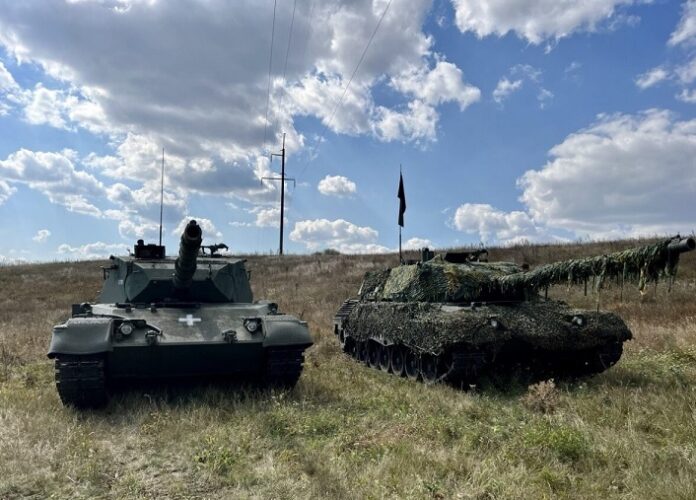 ВСУ показали прибывшие в Украину танки Leopard 1A5