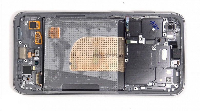 Секрет производительности Galaxy S23 FE оказался раскрыт в ходе разборки