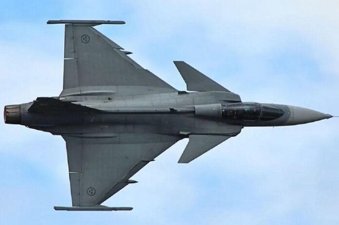 Стало известно условие передачи ВСУ истребителей Gripen
