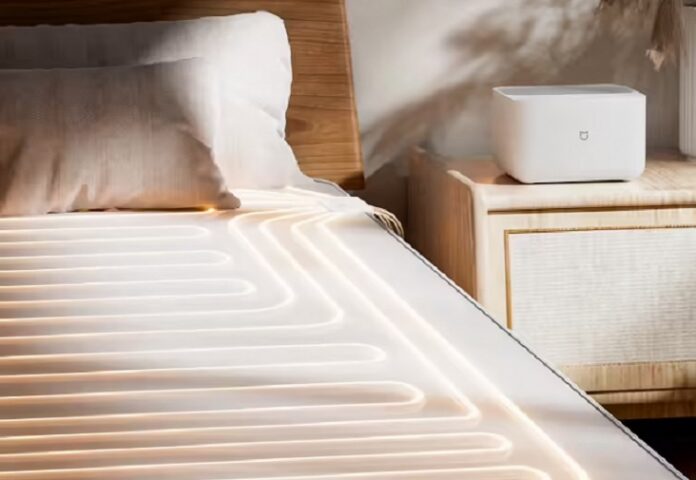 К сезону холодов Xiaomi представила смарт-наматрасник Plumbing Blanket