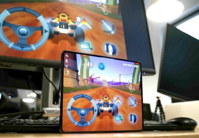 Разработчики PUBG и Fortnite помогут Samsung превратить гибкие смартфоны в геймерские