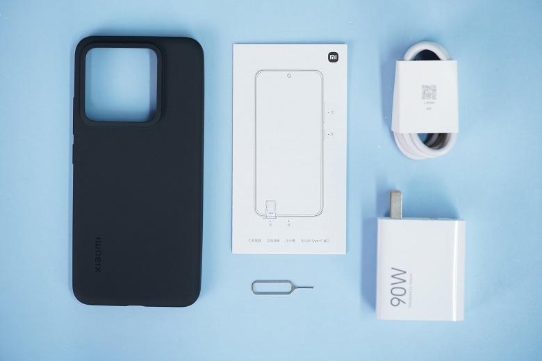 Китайские журналисты опубликовали фото комплекта поставки Xiaomi 14