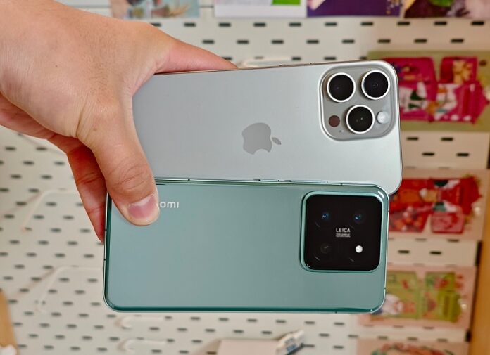 Глава Xiaomi сравнил фото, сделанные на Xiaomi 14 и топовый iPhone 15