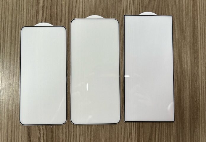 Фото захисних стекол розкриває особливості апаратів Galaxy S24