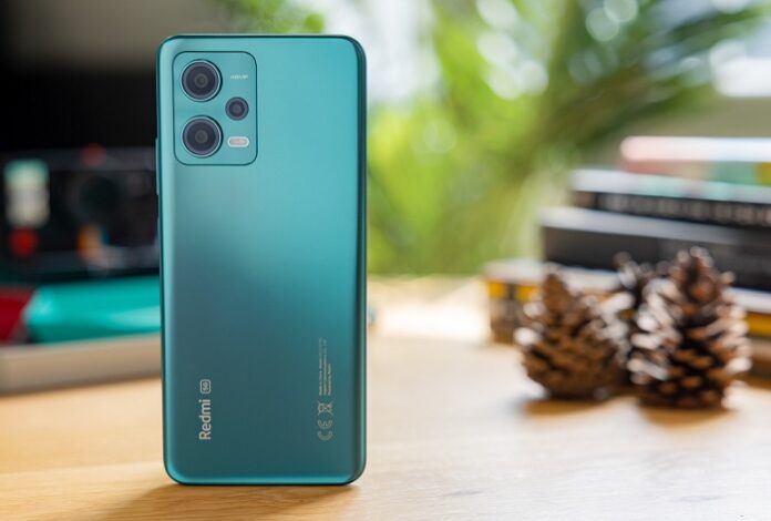 В числе первых HyperOS получат среднебюджетные фаблеты Redmi