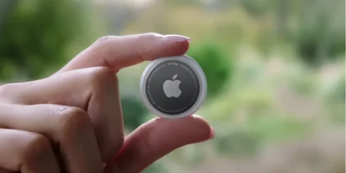 Google и Apple придумали, как противостоять любителям отслеживания перемещения людей с помощью трекеров вроде AirTag